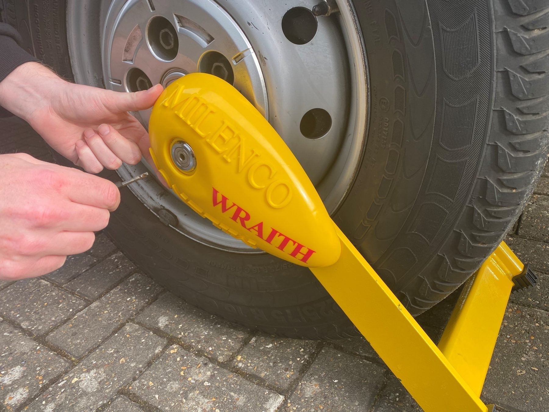  Milenco Wraith 2 Wheel Lock - Caravans