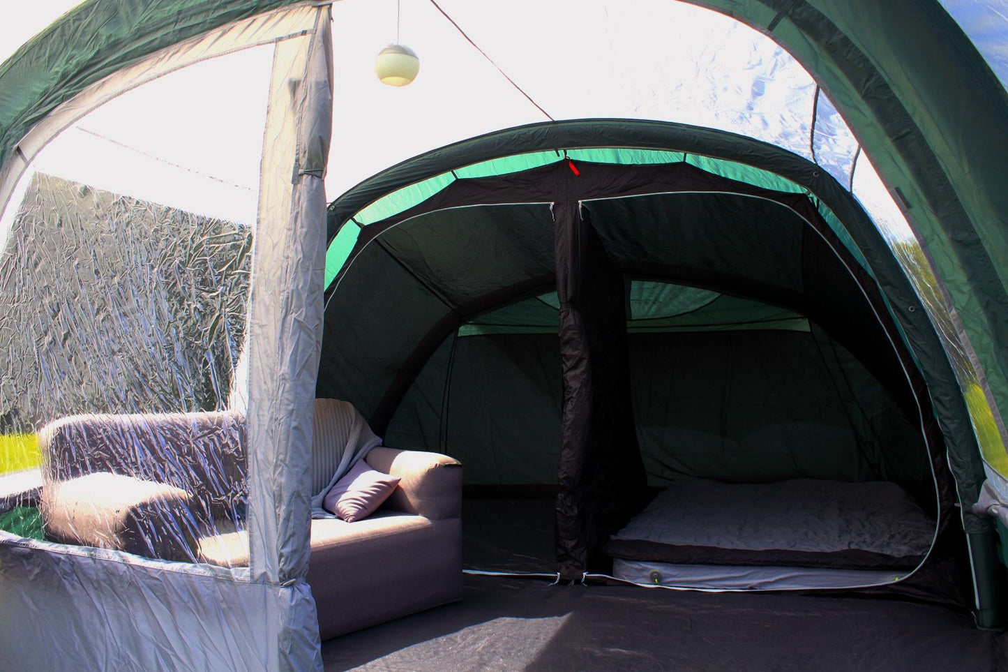  Outdoor Revolution Atom 500 Air Tent