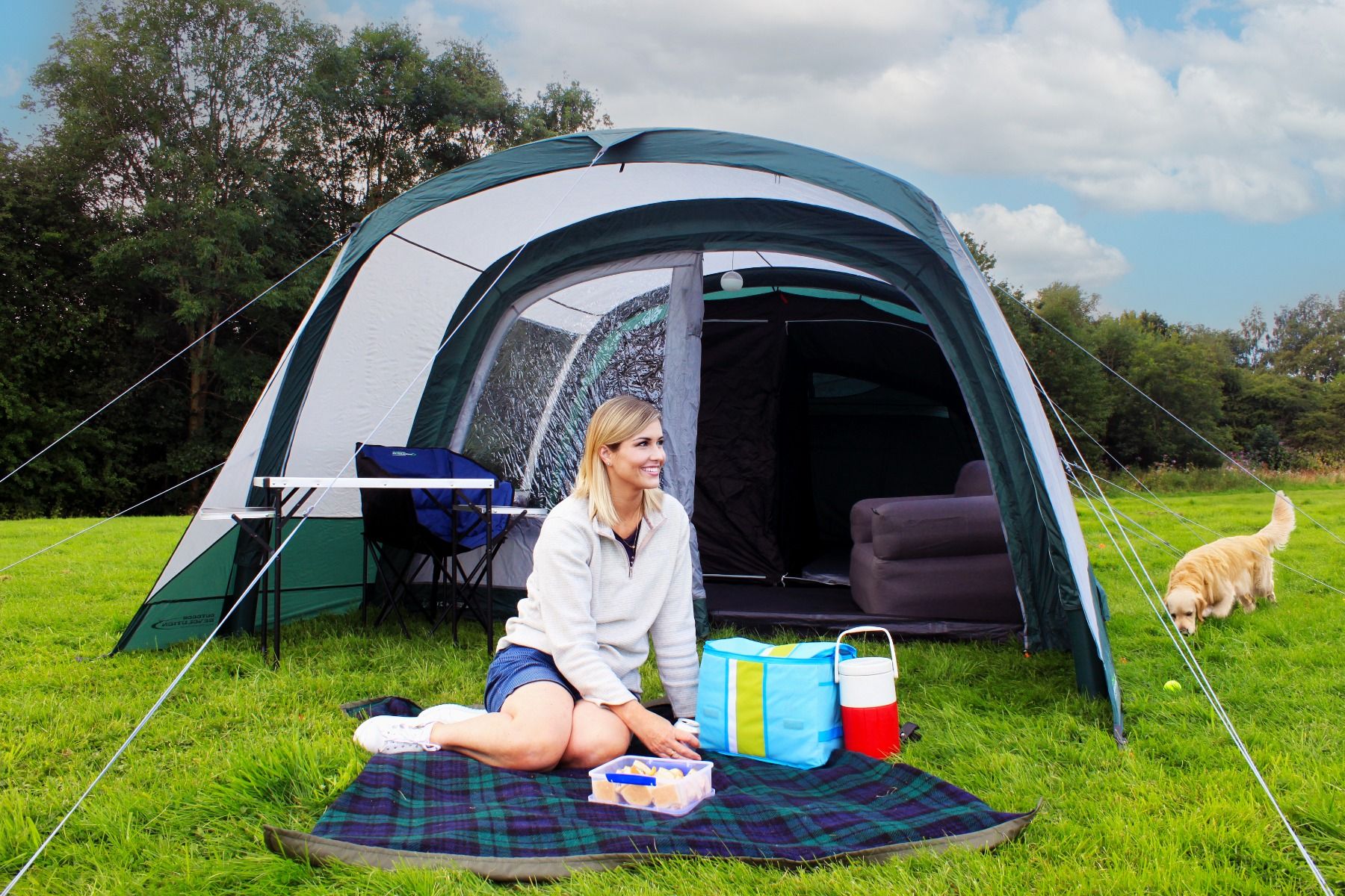  Outdoor Revolution Atom 500 Air Tent