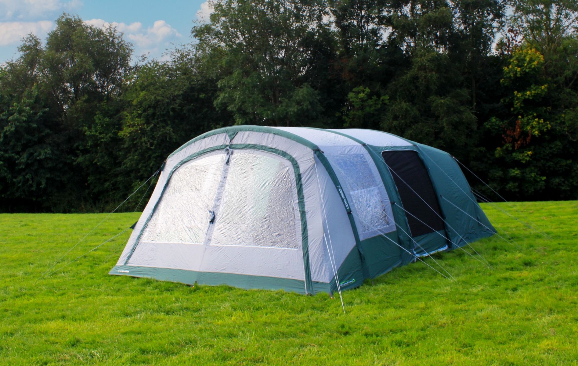  Outdoor Revolution Atom 600 Air Tent With Free Footprint